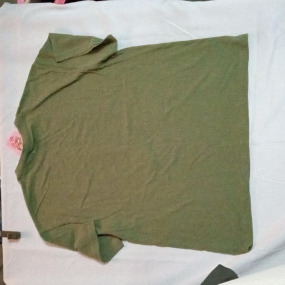 Dia Pacheco graphic Tshirt  XXL Army Green NWT - Picture 2 of 7